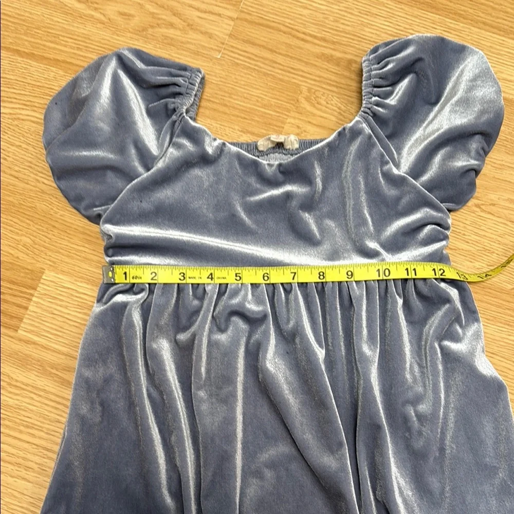 Walking On Sunshine Girls Medium Blue Velvet Puff Sleeve Empire Waist Dress - Picture 7 of 8